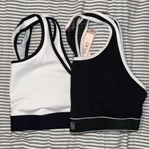 Victoria’s Secret Black and White Sports Bras Set - Picture 2 of 7